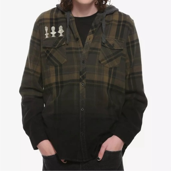 Disney Our Universe Haunted Mansion Dip Dye Flannel - Picture 1 of 8